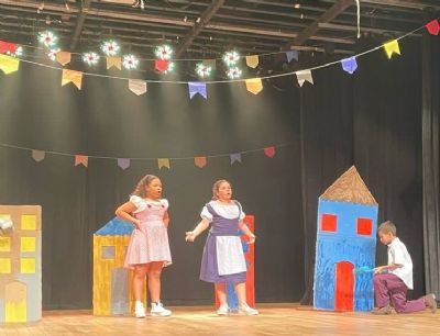 Em Cena Escola de Artes abre inscries para curso de teatro para crianas e adultos