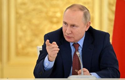 Putin pe equipes de armas nucleares em posio de alerta