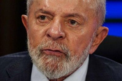 Metade dos brasileiros no apoia segundo mandato de Lula, aponta pesquisa