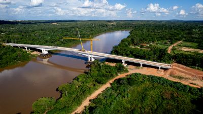 Maior ponte construda sobre o Rio Cuiab ter 390 metros de extenso