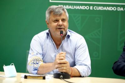 Prefeito defende que Stopa permanea no PV para disputar a sua sucesso no ano que vem
