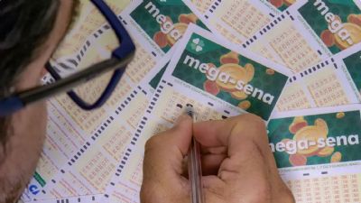 Mega-Sena sorteia nesta quinta-feira prmio acumulado em R$ 25 milhes