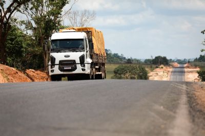 Governo conclui 81 km de asfalto novo na MT-170 aps estadualizao