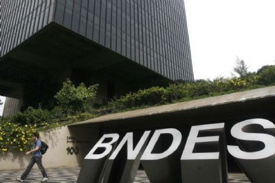 BNDES desembolsa R$ 3,711 bi em junho, queda de 35,1% ante junho de 2018