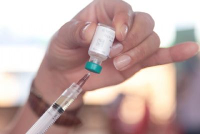 Vacina para adolescentes e 3 dose