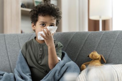 Gripe, resfriado ou algo mais srio? Pediatra explica diferena